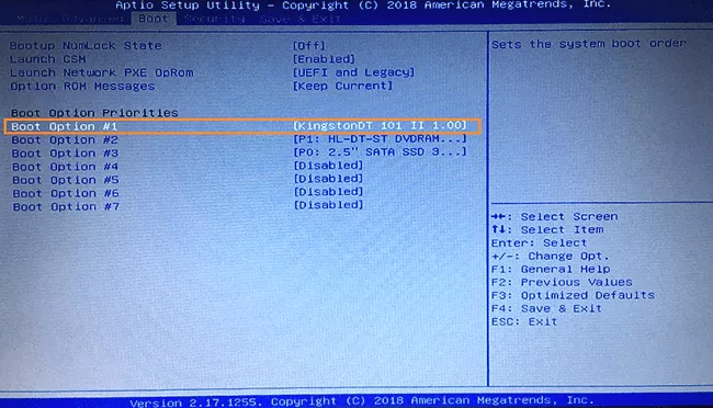 Скриншот BIOS (Aptio Setup Utility) с приоритетом загрузки, установленным на USB-накопитель